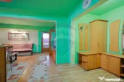 Apartament cu 4 camere, de vânzare în zona Rogerius 