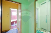 Apartament cu 4 camere, de vânzare în zona Rogerius 