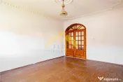 Casa in zona Parneava 5 camere de