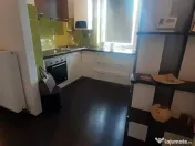 Zona Magazinului Universal, 3 camere, etaj 4 