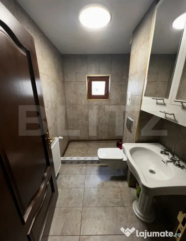 Apartament 2 camere, 70 mp, zona Lunei