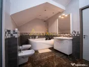 Vila la 5 min de bulevard / 6 Camere / 4 Bai / Teren 350 mp 