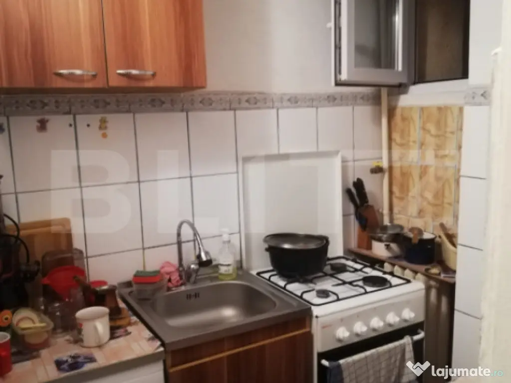 Garsonieră cu balcon închis, 23 mp, zona Zimbru