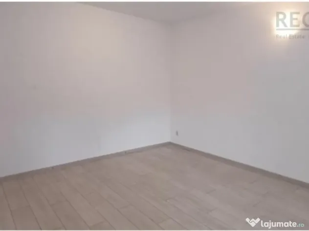 Apartament 2 camere Centrul Civic nemobilat