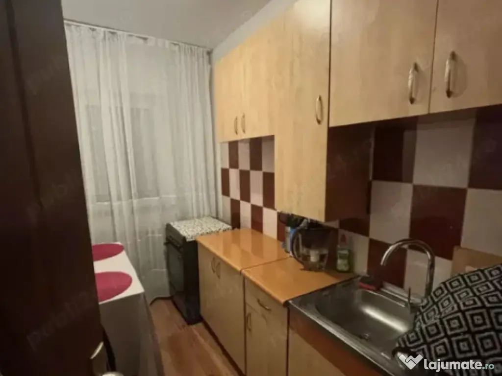 Garsoniera 36 mp, bloc reabilitat, zona Sebastian