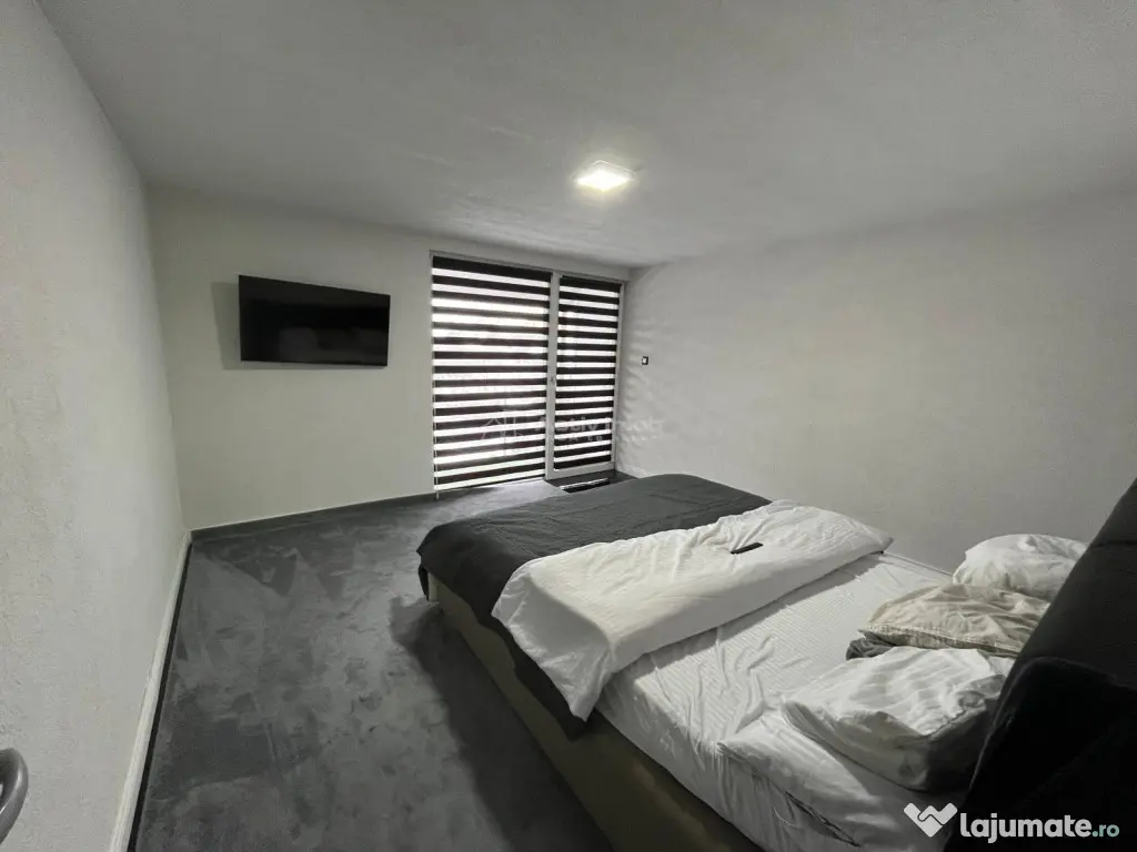 Caransebes, Casa la CHEIE P E, Teren 800 mp, Central