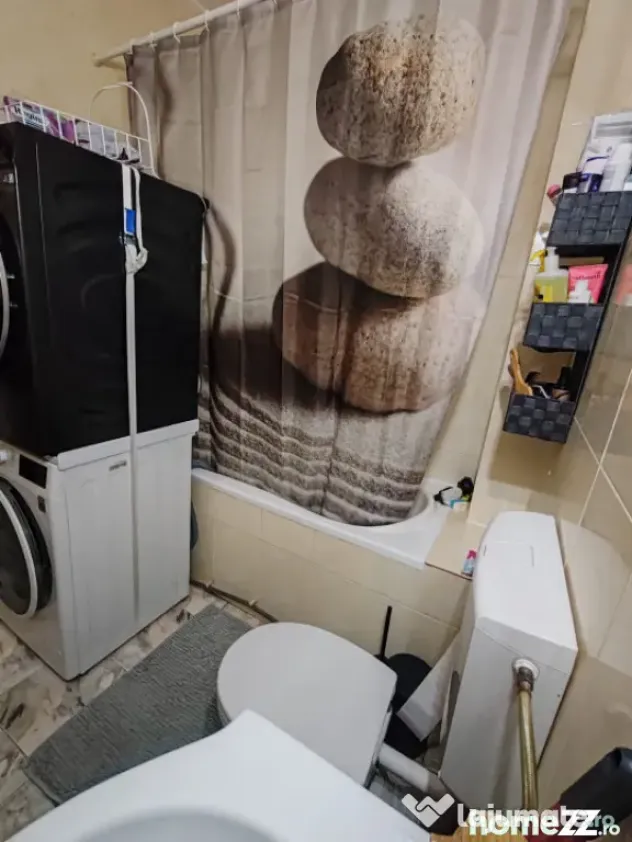 Apartament 2 camere, 43 mp, zona Sasar