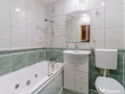 Apartament 3 camere decomandat centrala proprie 