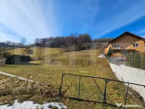 Teren intravilan de 1.867 mp în Câmpeni