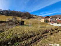 Teren intravilan de 2147 mp în Câmpeni