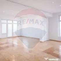 Spațiu comercial 90mp de închiriat cu front la Bd. Inde...