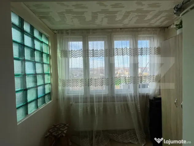 Apartament cu 3 camere in Hunedoara