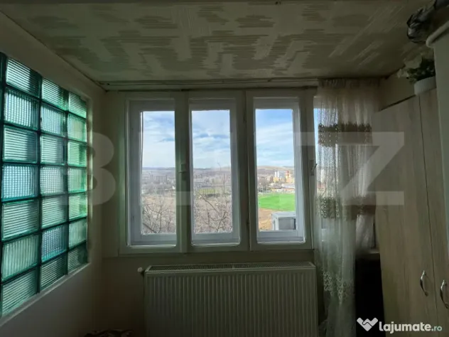 Apartament cu 3 camere in Hunedoara
