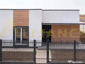 Casa individuala 4 camere,la 2-3 km de metrou. 