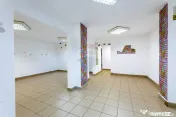 Spațiu comercial de 65mp de închiriat în zona Podgoria
