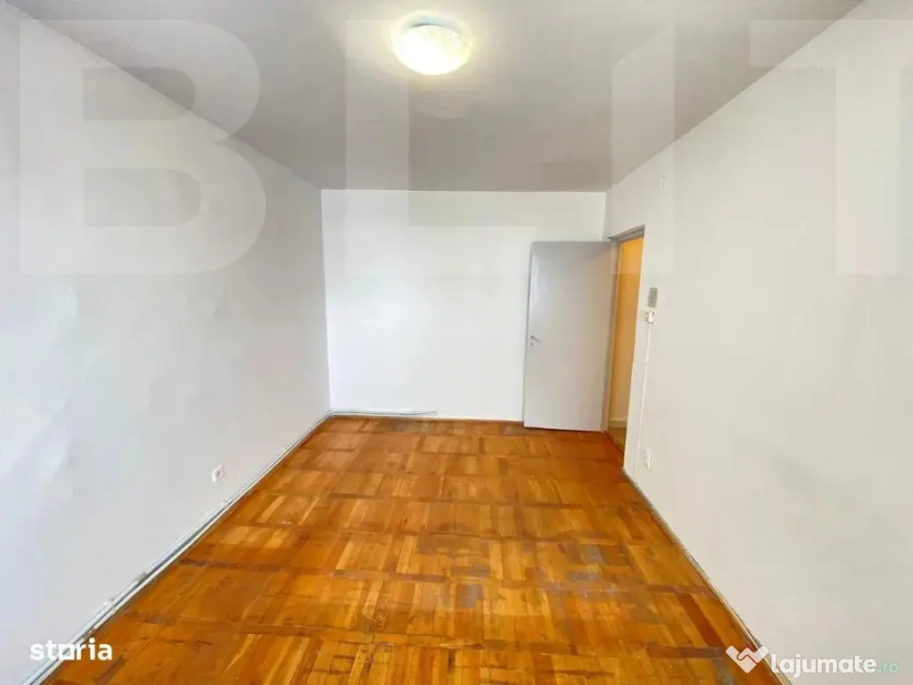 Apartament de vanzare - 3 camere – zonă centrală, Strada