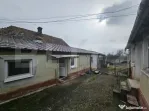 Casă cu 4 camere, teren 544 mp, 2 fronturi stradale asfalta