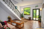 Complex turistic,afacere la cheie,3 vile, teren 7.700 mp,pan 