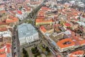 Clădire ultracentrală Arad | lângă Teatru | NU este M...