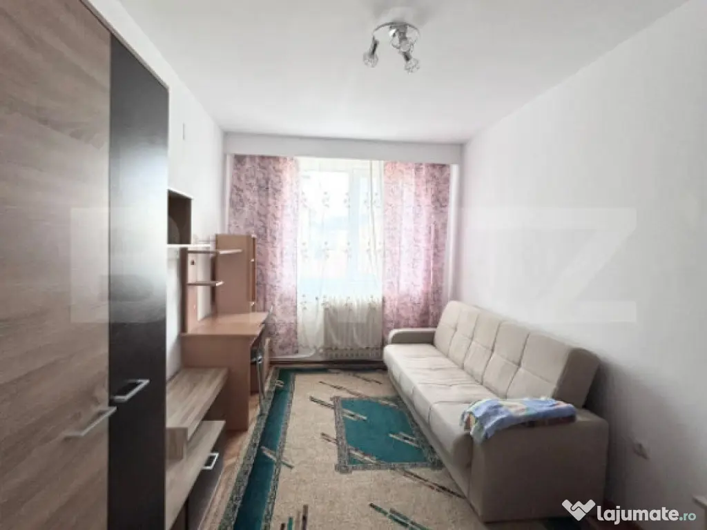 Apartament cu 3 camere, etaj 2, zona Calea Moldovei