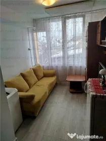 COLOSSEUM; Camera cu baie mobilata utilata Astra.