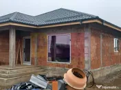 Săbăreni, casă nouă 4 camere parter, curte 480 mp 