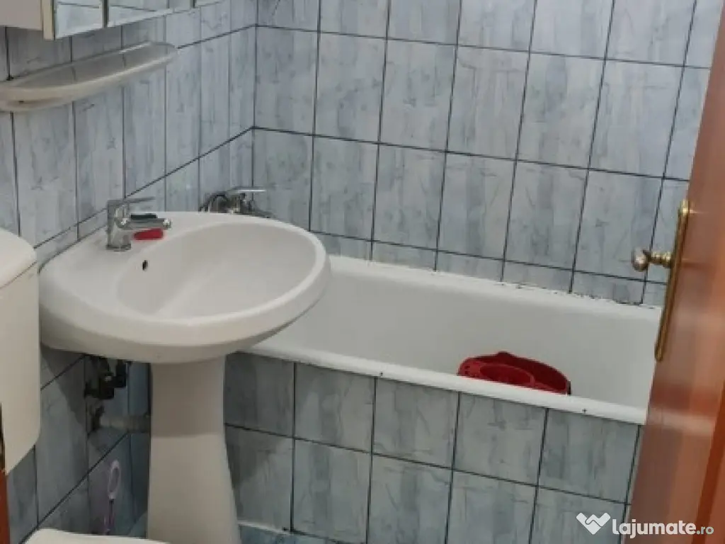 Ap. 1 cam.Dec,30mp,cu CT,AC,mobilat/utilat,Bd. Poitiers,langa SIRAJ