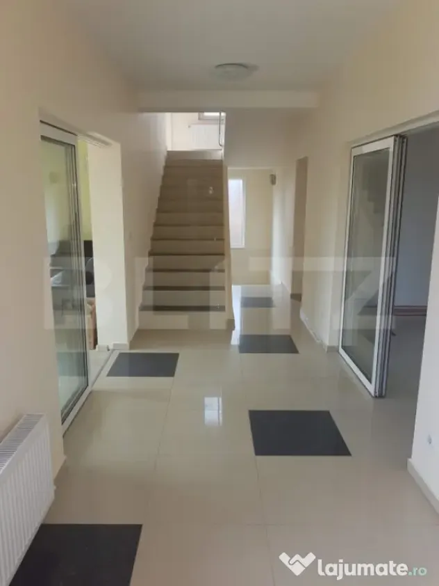 Casa individuala 5 camere 200mp utili 740 teren Mosnita Noua