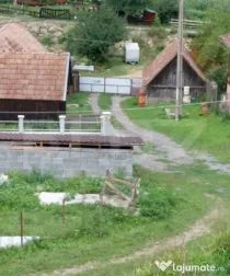 Teren (grădină) 420 mp cu garaj construit, Ocoliş