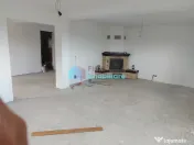 Casa cu 8450 mp teren in Solca 