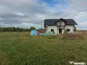 Casa cu 8450 mp teren in Solca