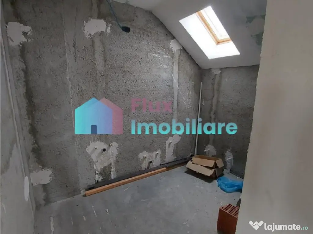 Casa cu 8450 mp teren in Solca