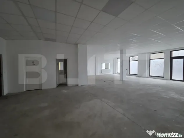 Spatiu comercial de inchiriat, 270 mp, zona Semicentral - Satu Mare (Satu-Mare)