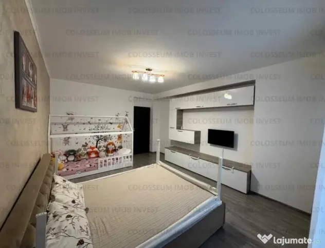 Apartament 2 camere, decomandat - zona Tractorul