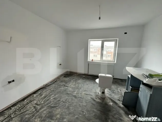 Apartament 3 camere, 78 mp, zona S-uri (1 Mai) - Craiova (Dolj)