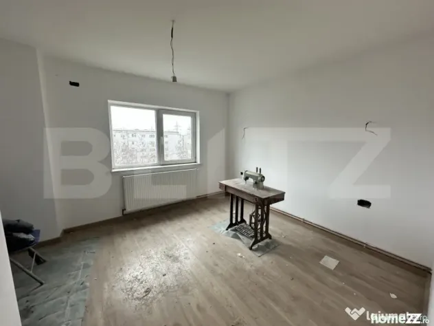 Apartament 3 camere, 78 mp, zona S-uri (1 Mai) - Craiova (Dolj)
