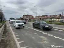 Casa si spatiu comercial, Valea Lupului, la strada