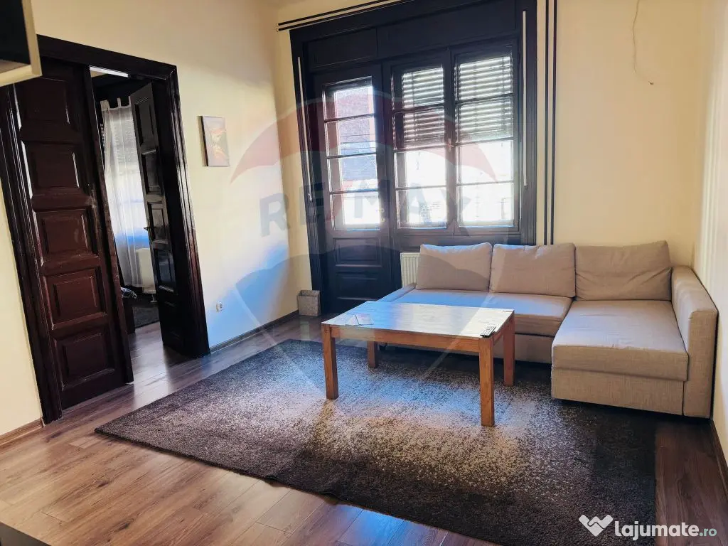 Apartament cu 2 camere de închiriat – ultracentral, st...