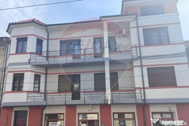 Apartament cu 2 camere de închiriat – ultracentral, st...