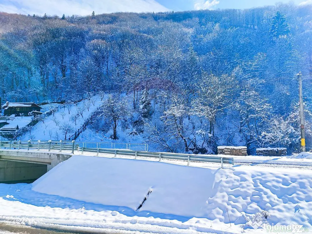 Teren intravilan în Tilișca, zonă montană superba!