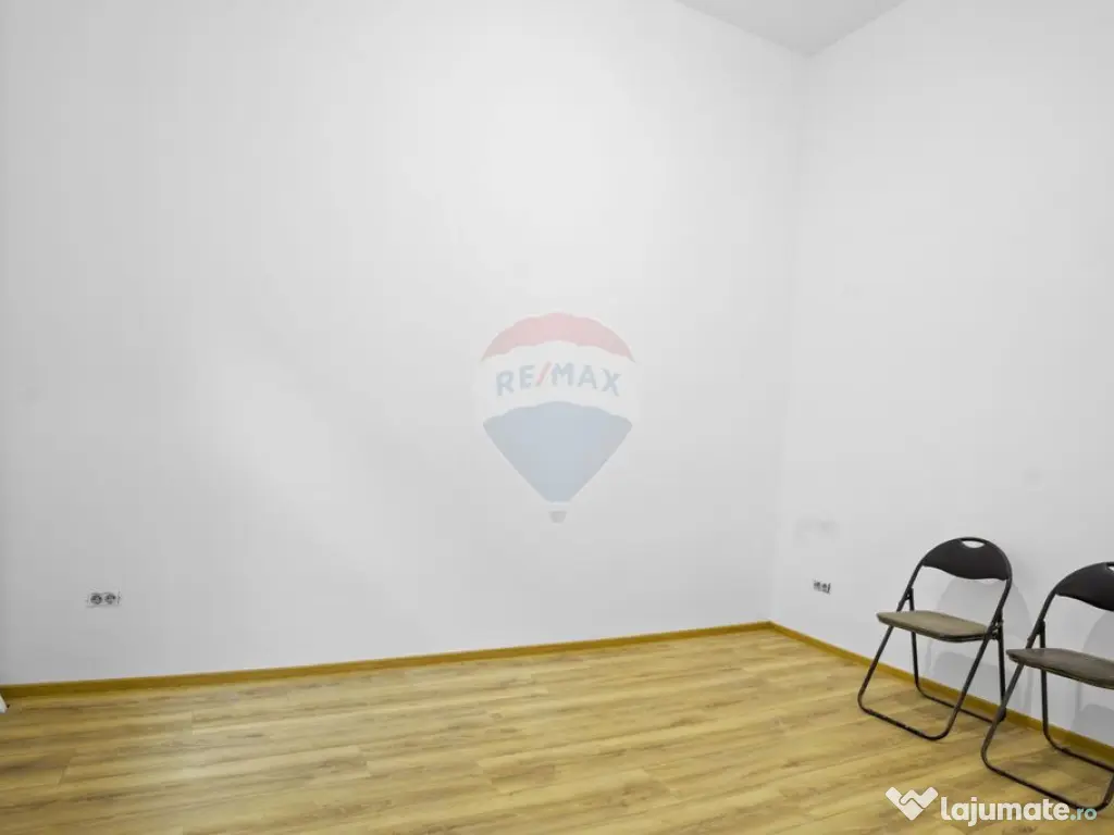 Apartament cu 2 camere de vânzare în zona Ultracentral,...