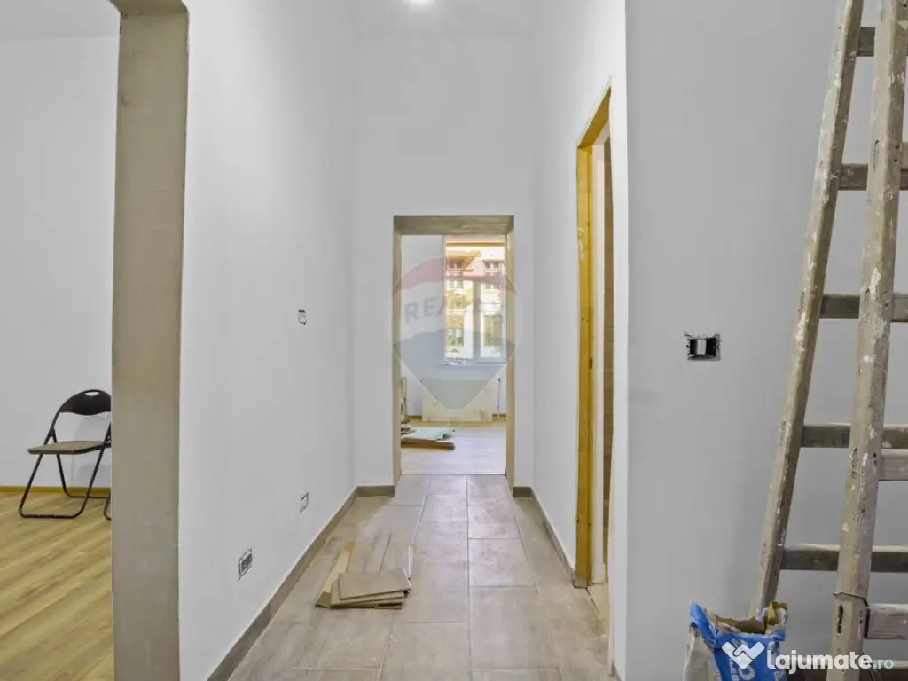 Apartament cu 2 camere de vânzare în zona Ultracentral,...