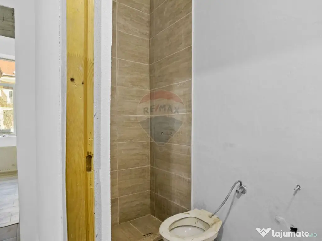 Apartament cu 2 camere de vânzare în zona Ultracentral,...