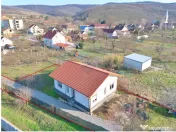 Casă 3 camere de vânzare în Miniș, jud. Arad 