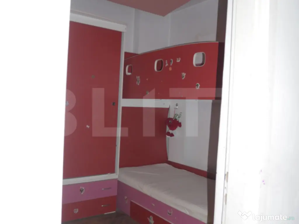 Casa de vanzare, 160 mp, zona Centrala