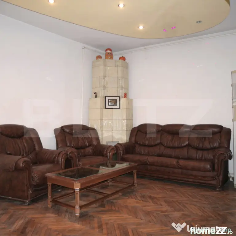 Casa de vanzare, 160 mp, zona Centrala