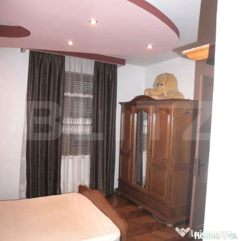 Casa de vanzare, 160 mp, zona Centrala