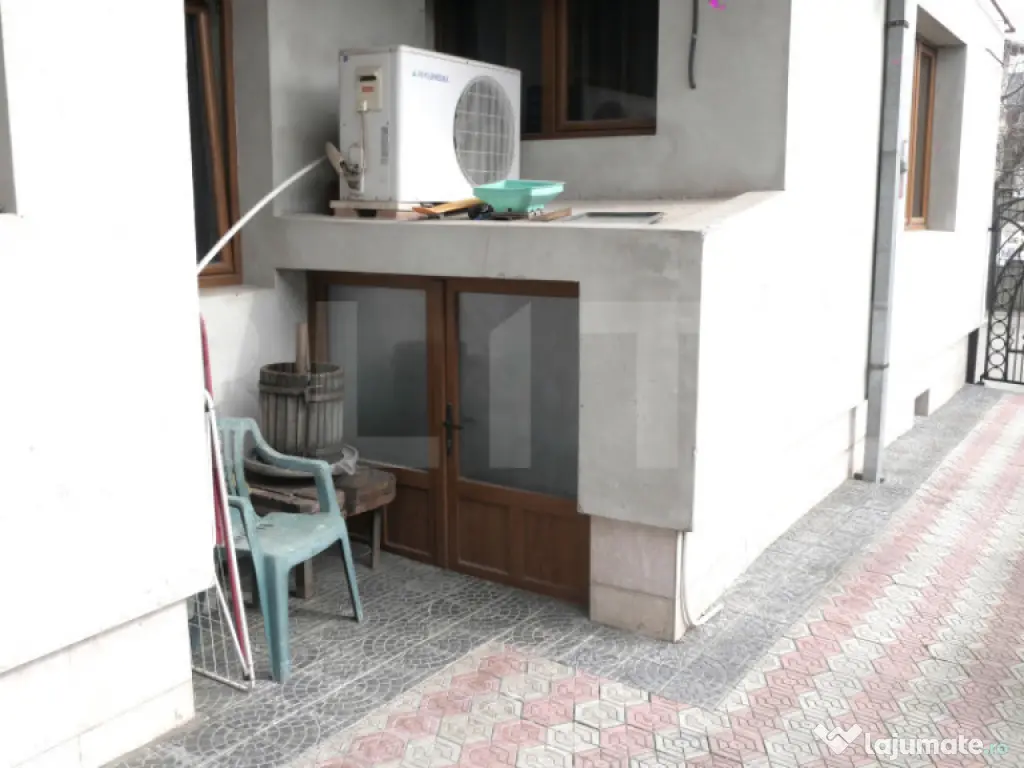Casa de vanzare, 160 mp, zona Centrala
