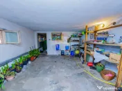 Proprietate rezidentiala de vanzare la 2 pasi de Parcul R... 