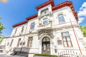 Cladire istorica clasa B, D+P+E+M | 816 mp utili, bld. Re... 